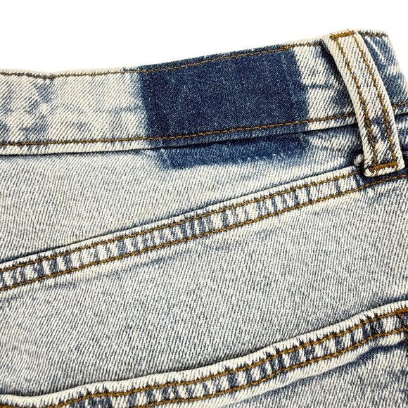Wild Fable Womens 90s Relaxed Straight Jeans Light Wash Denim, Size 12 - Picture 6 of 9